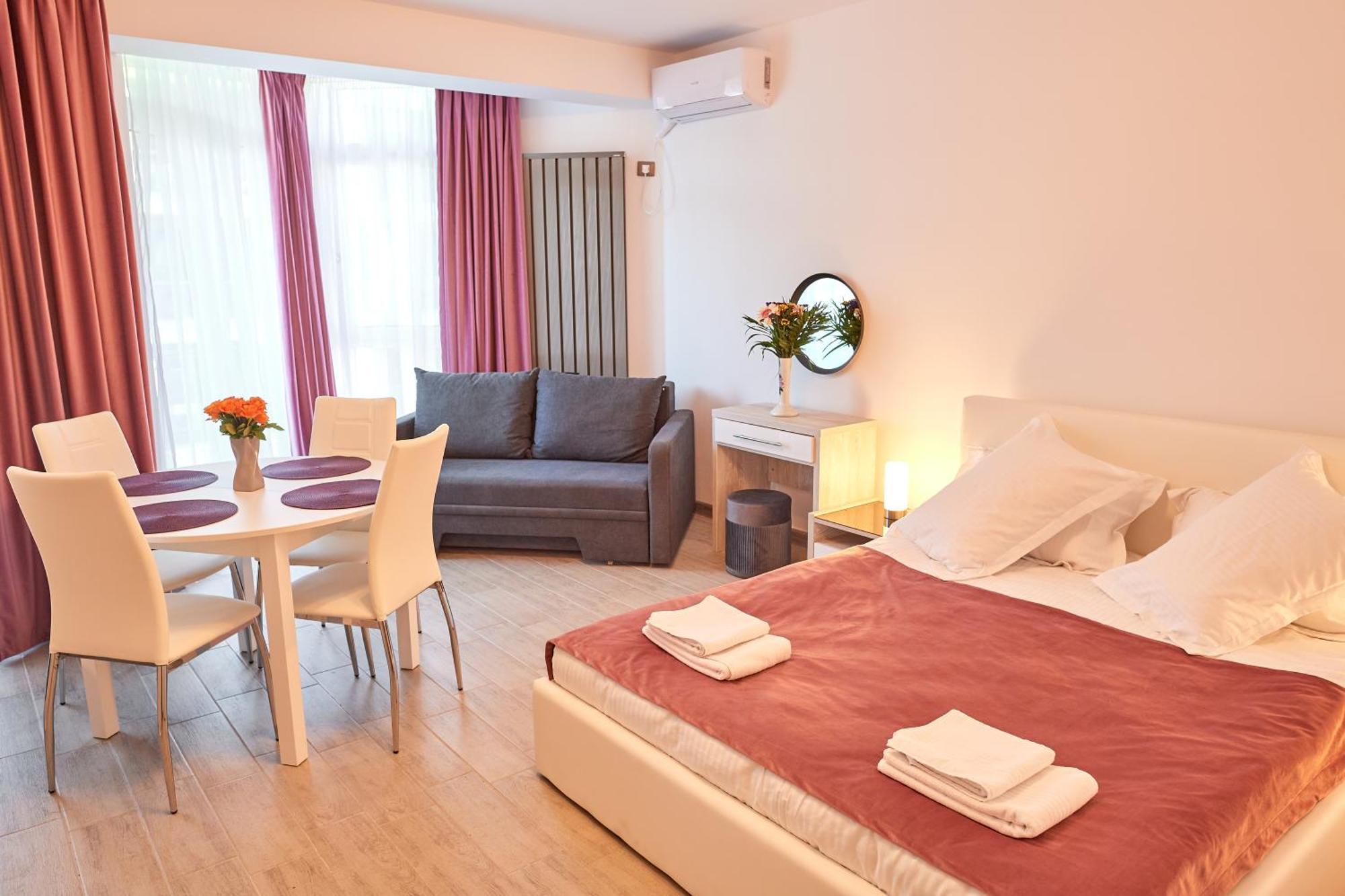 Promenada Apartments Beach Resort Mamaia Nord Navodari Bilik gambar